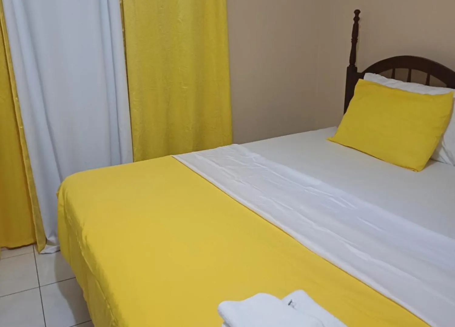 Appartamento Embassy Royale Kingston